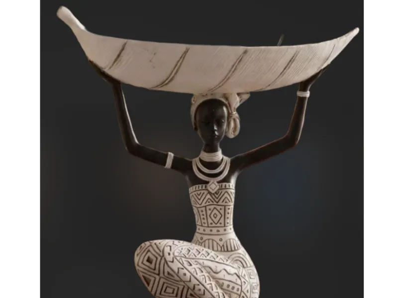 Bearer_of_the_Crescent_Bowl
