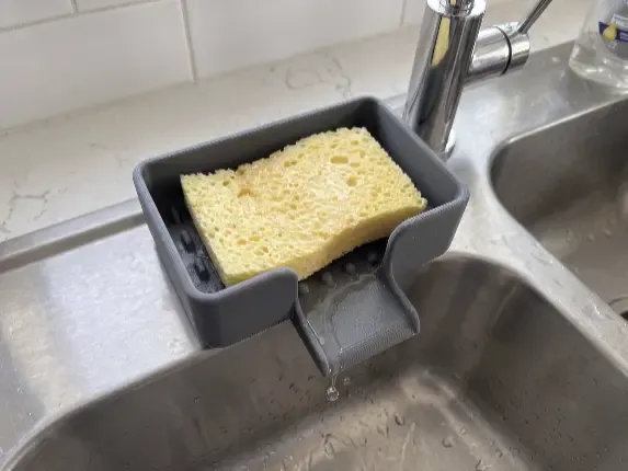 علبة الإسفنج