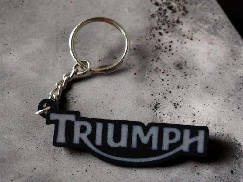 Брелок Triumph 3