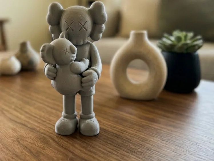 Модель коалы KAWS Companion