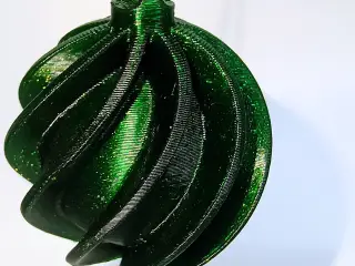 Christmas Ball, full body with ribs