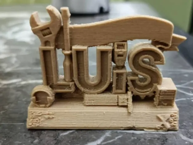 placa de nombre luis