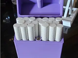 Cigarettes magnetic box