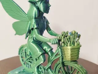 Lyria Meadowdance