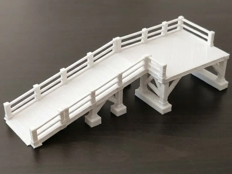 Industrial Vehicle Loading Ramp with Open-Side Platform