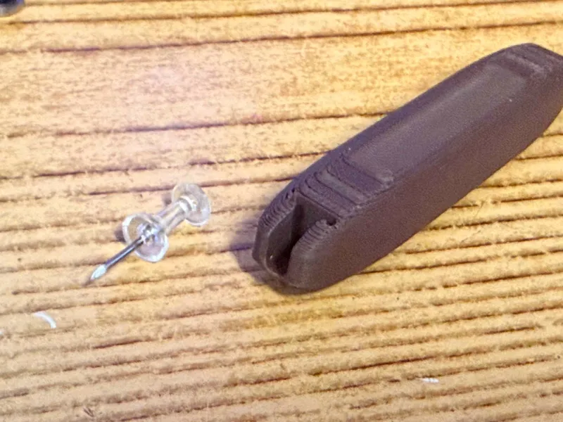 Thumb Tack Puller