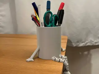 Articulated Pen Holder