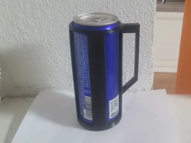 Simple can holder
