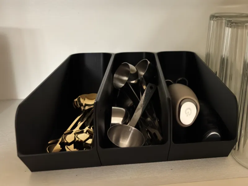 Vassoio da cucina multiuso ad accesso facilitato