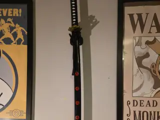 Vertical Katana wall mount