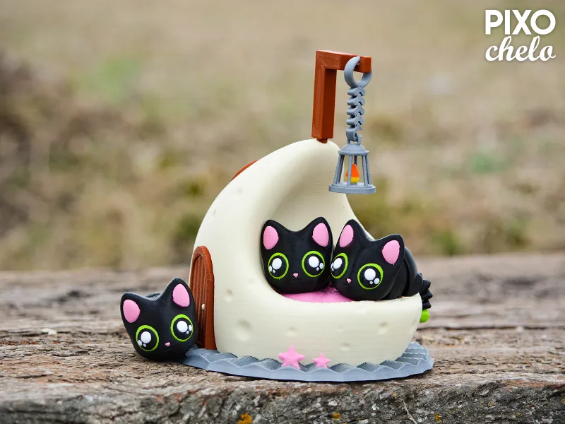 Chibi The Lucky Shadow Cat 🐱​🖤​🌙​