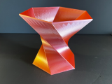 Twisted vase V3-0