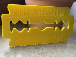 Razor Blade Ice Scraper "Frost Shaver"