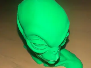 Smug Alien Bust