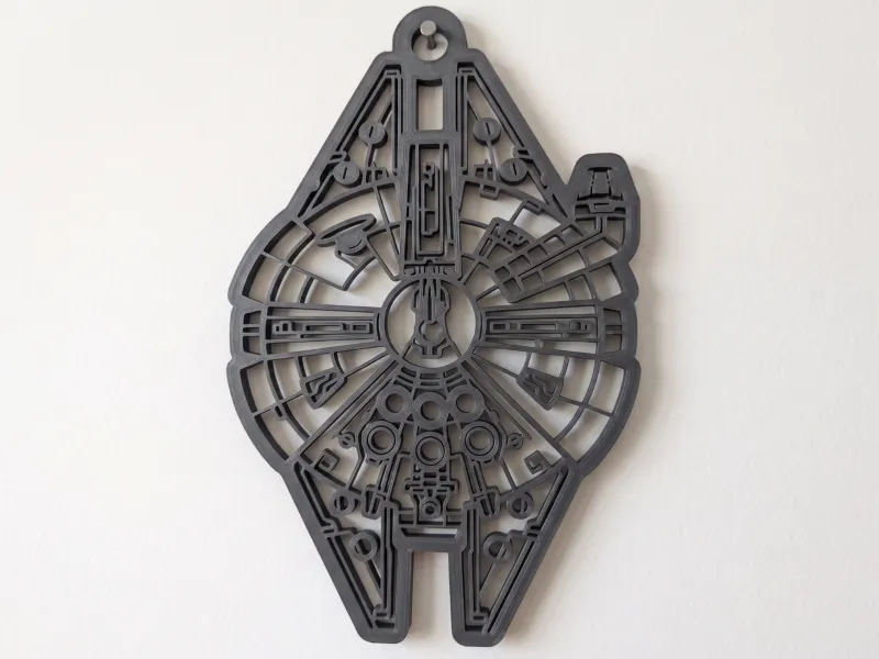 Star Wars Millennium Falcon Wall Art - Detailed Easy Print