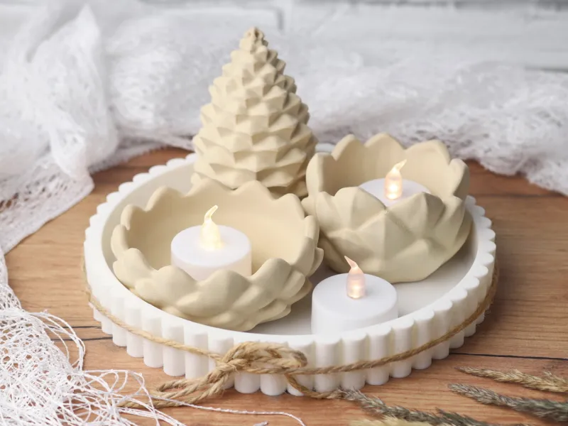Decorative Pinecone Set