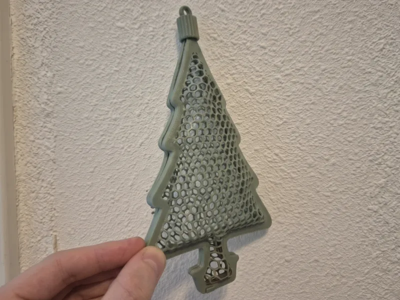 Thermoformed Christmas Tree
