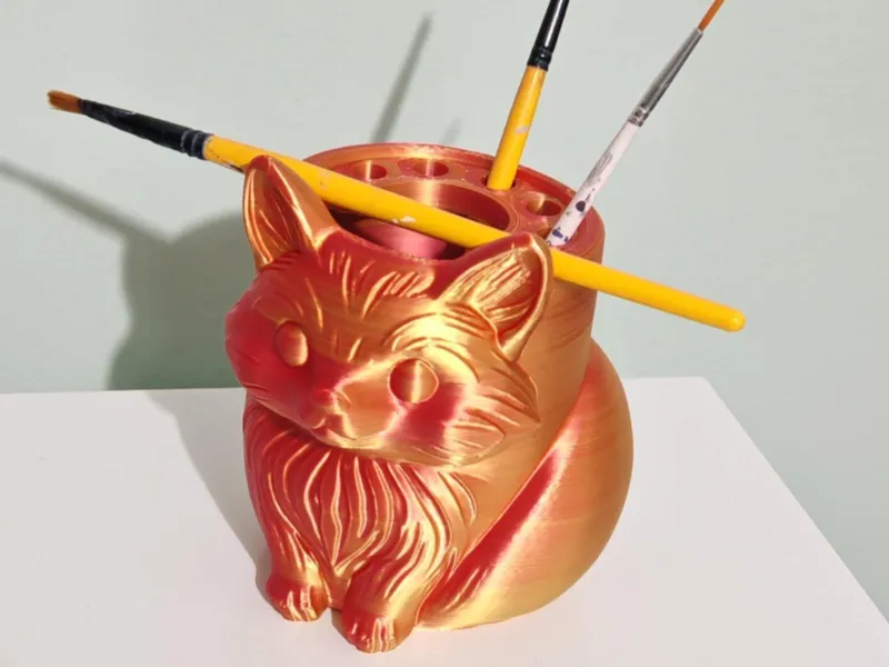 Fox paint brush holder