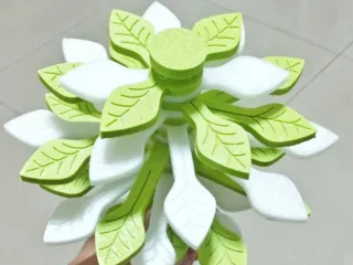 Fibonacci spiral tree