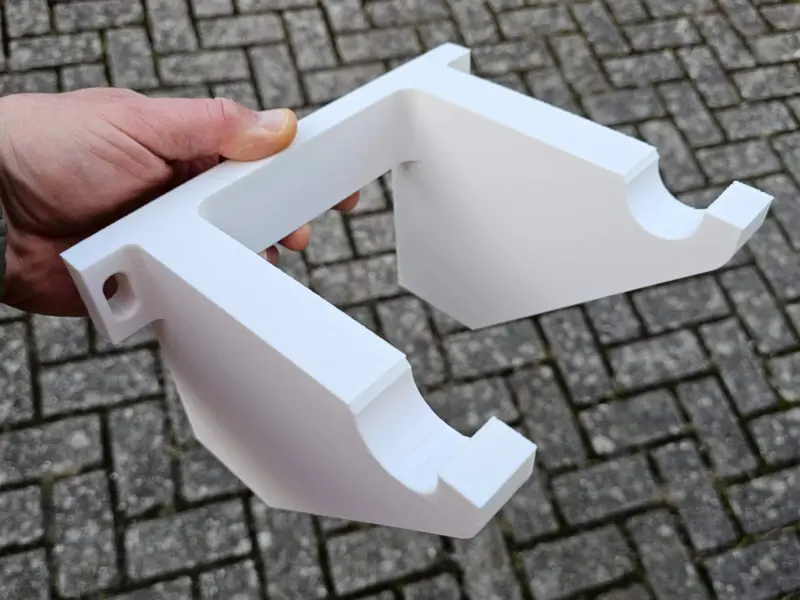 Wall mount bike carrier