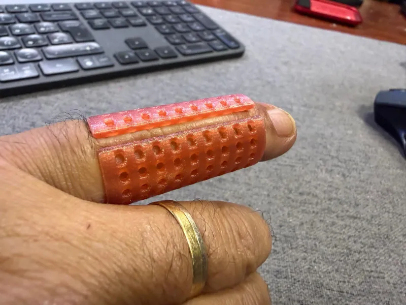 FERULA DEDO ENGATILLADO  v2
