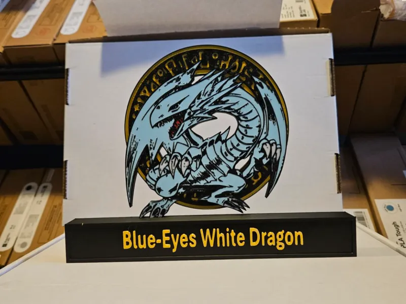 Yu-Gi-Oh - Blue-Eyes White Dragon display