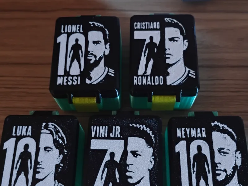 Sammelbox für WM-Sticker 2026 - Topspieler