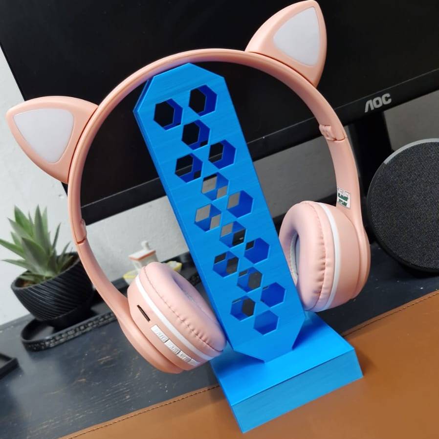 Headphone stand