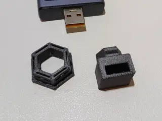 One USB holder Honeycomb Wall Storage (HWS)