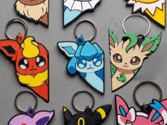 eevee and eeveelutions keychains also can link together