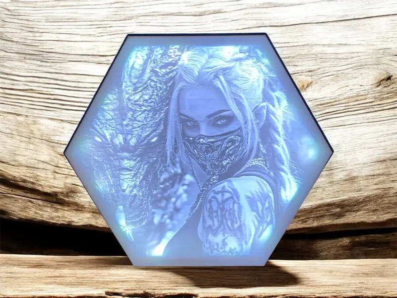 Hexagonlamp LED RGB - Draakmeisje 001