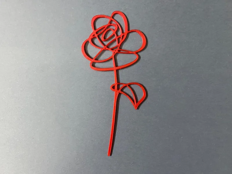 Rosa roja-creality