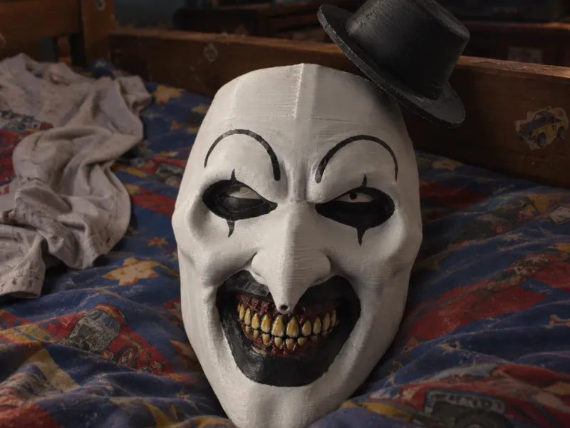 Masque et chapeau d'Art le Clown - Masque d'Art le Clown et chapeau