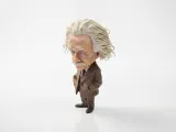 Einstein Chibi Figurine Historical Figure 3D Printable-0