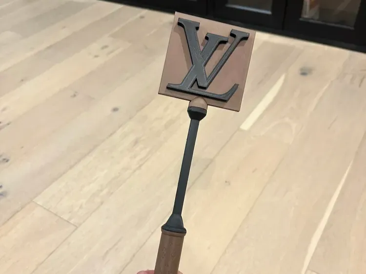 Louis Vuitton Wand