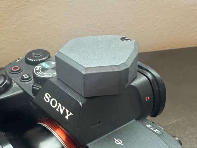 Sony A7iv用ホットシューApple AirTagケース