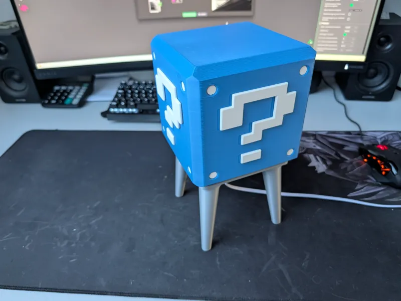 🎮 Super Mario World Question Block – E14 and E27 Socket 💡