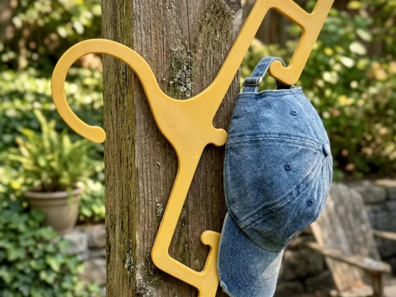 Support de casquette / Crochet à casquettes