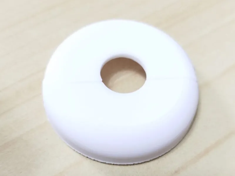 Coperchio per coprire tubo termosifone