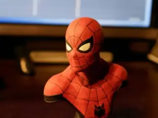 Spider man bust