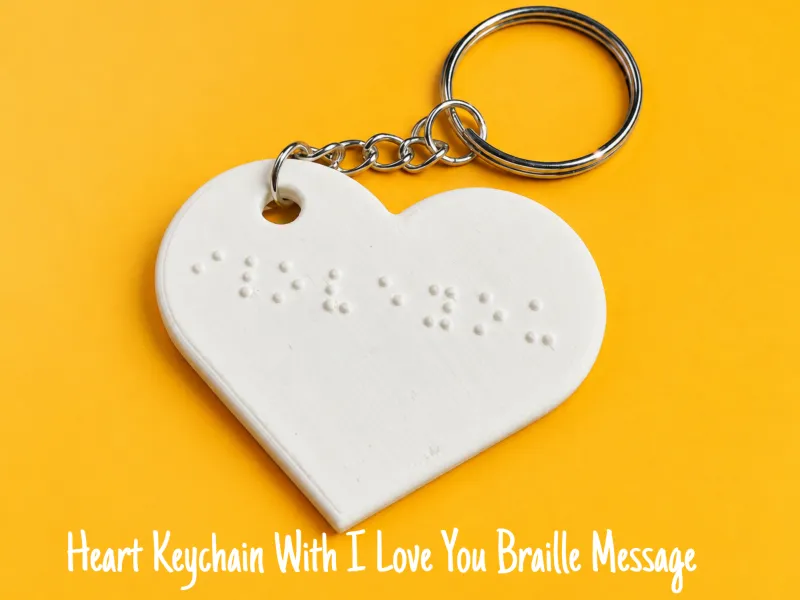 Chaveiro de Coração com Mensagem em Braille "Eu Te Amo"
