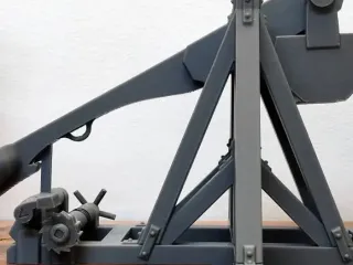 Complete Working Trebuchet (Assembly Required)