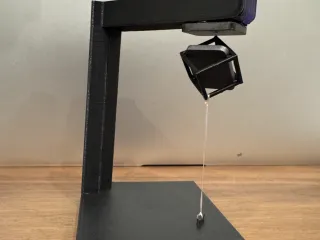 Magnetic hanging cube