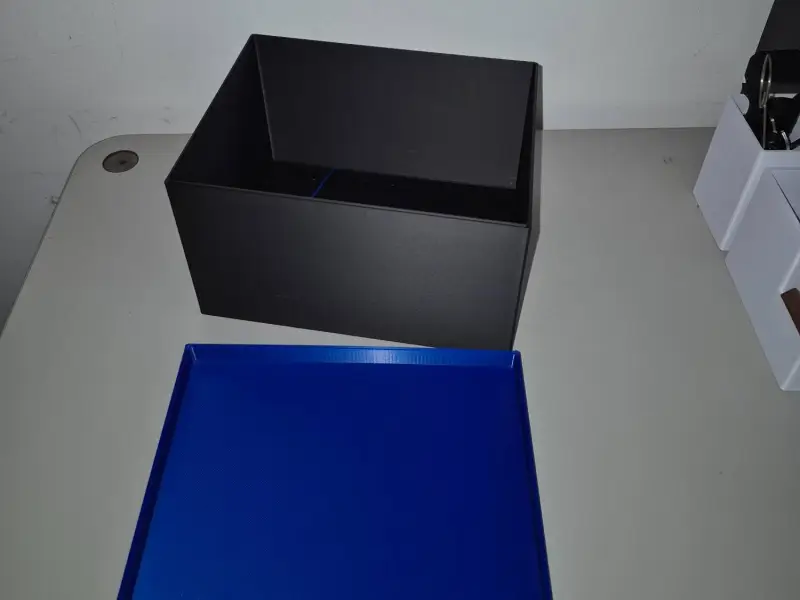 Simple box with lid