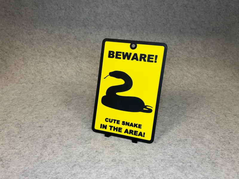 Placa de aviso decorativa - Cobra de estimação fofa