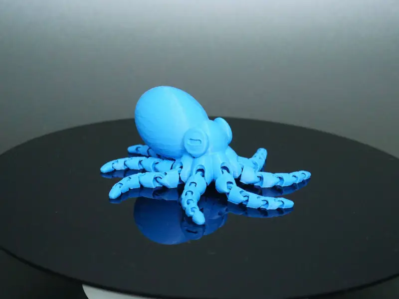 Realistic mini octopus