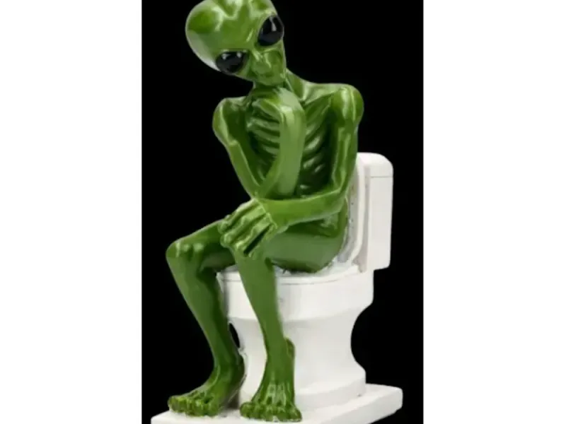 Green Alien Toilet Thinker 3D Model