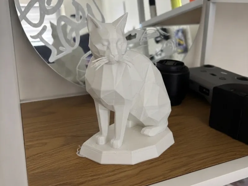 Low-Poly Cat Sculpture | Geometric Art