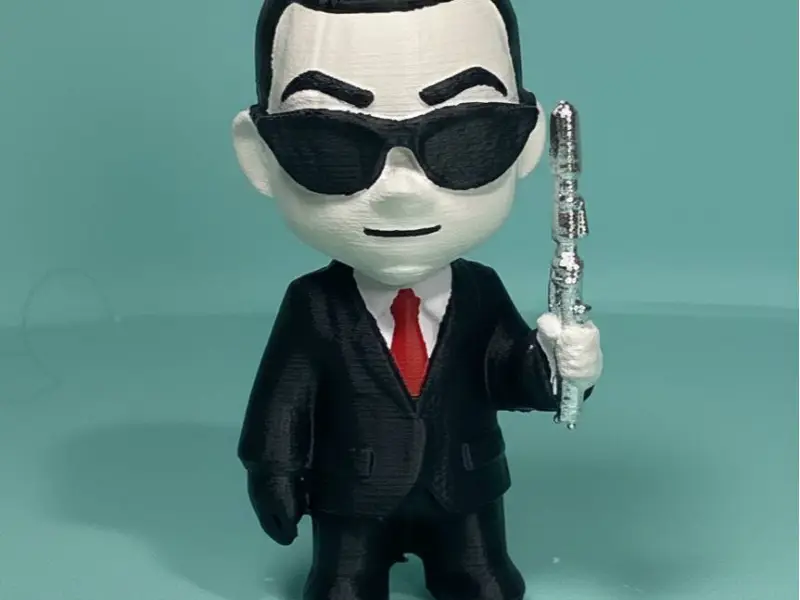 Agent J with Neuralyzer - (Men in Black)