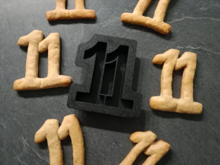 Cortador de biscoitos para 11º aniversário
